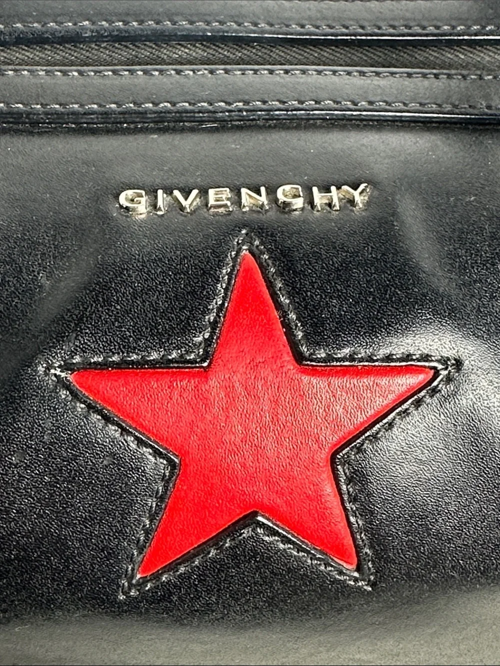 💯Authentic Givenchy Black Leather Star Satchel Crossbody Bag🍀